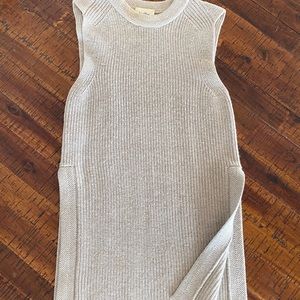 Wilfred Aritzia sleeveless sweater